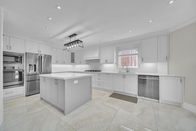 58 Leeward Dr, House other with 6 bedrooms, 5 bathrooms and 5 parking in Brampton ON | Image 20