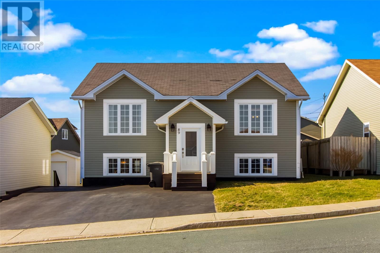 89 Canterbury Dr, For Sale in Paradise - eXp Realty