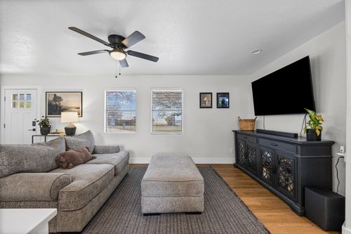 20811 Trapper Ln, Lago Vista, TX, 78645-4203 | Card Image