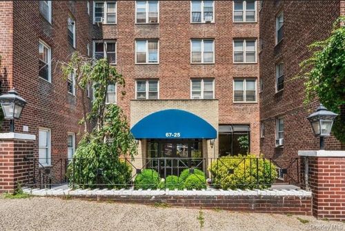 3k-67-25 Dartmouth St, Forest Hills, NY, 11375-4037 | Card Image