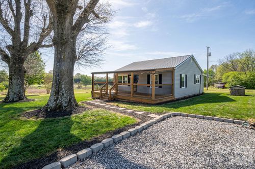 3635 Jennifer Ballenger Ln, Crouse, NC, 28033 | Card Image