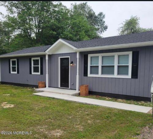 40 Yarrow St, BROWNS MILLS, NJ, 08015-4323 | Card Image