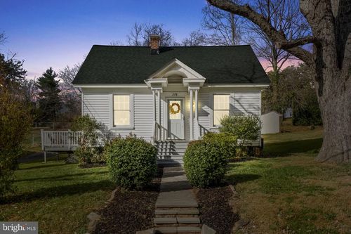 278 Alexandria Pike, WARRENTON, VA, 20186-2601 | Card Image