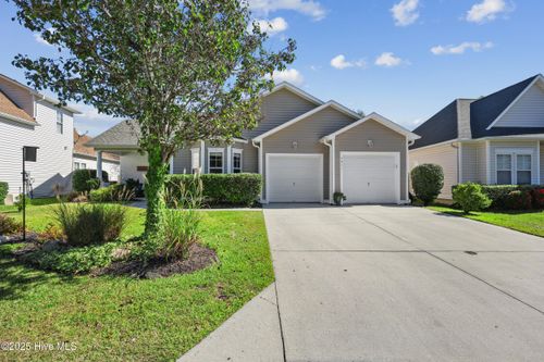 4621 Pineview Dr, Wilmington, NC, 28412-5207 | Card Image