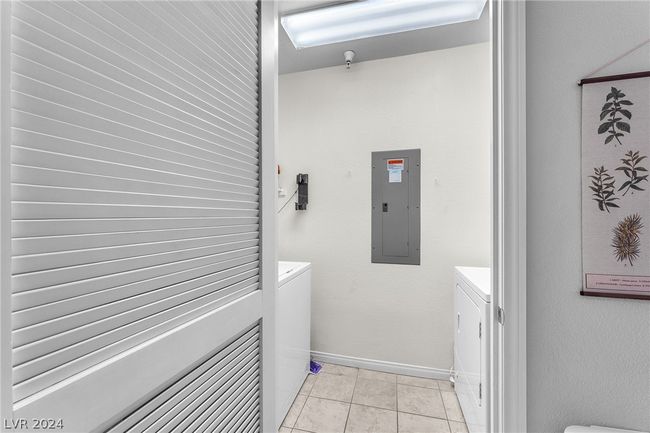116 - 68 E Serene Ave, Condo with 2 bedrooms, 2 bathrooms and null parking in Las Vegas NV | Image 16