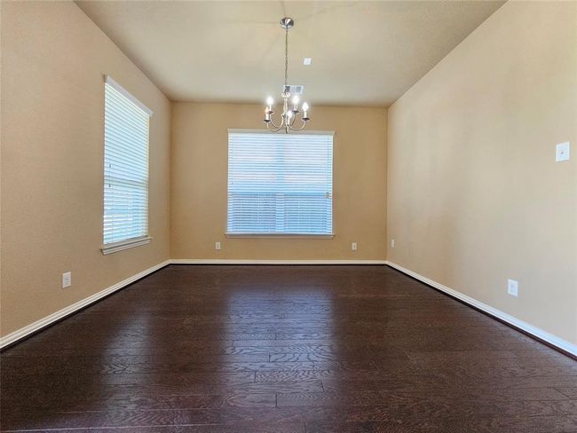 9617 Landon Lake Dr, House other with 4 bedrooms, 3 bathrooms and 2 parking in Pearland TX | Image 4
