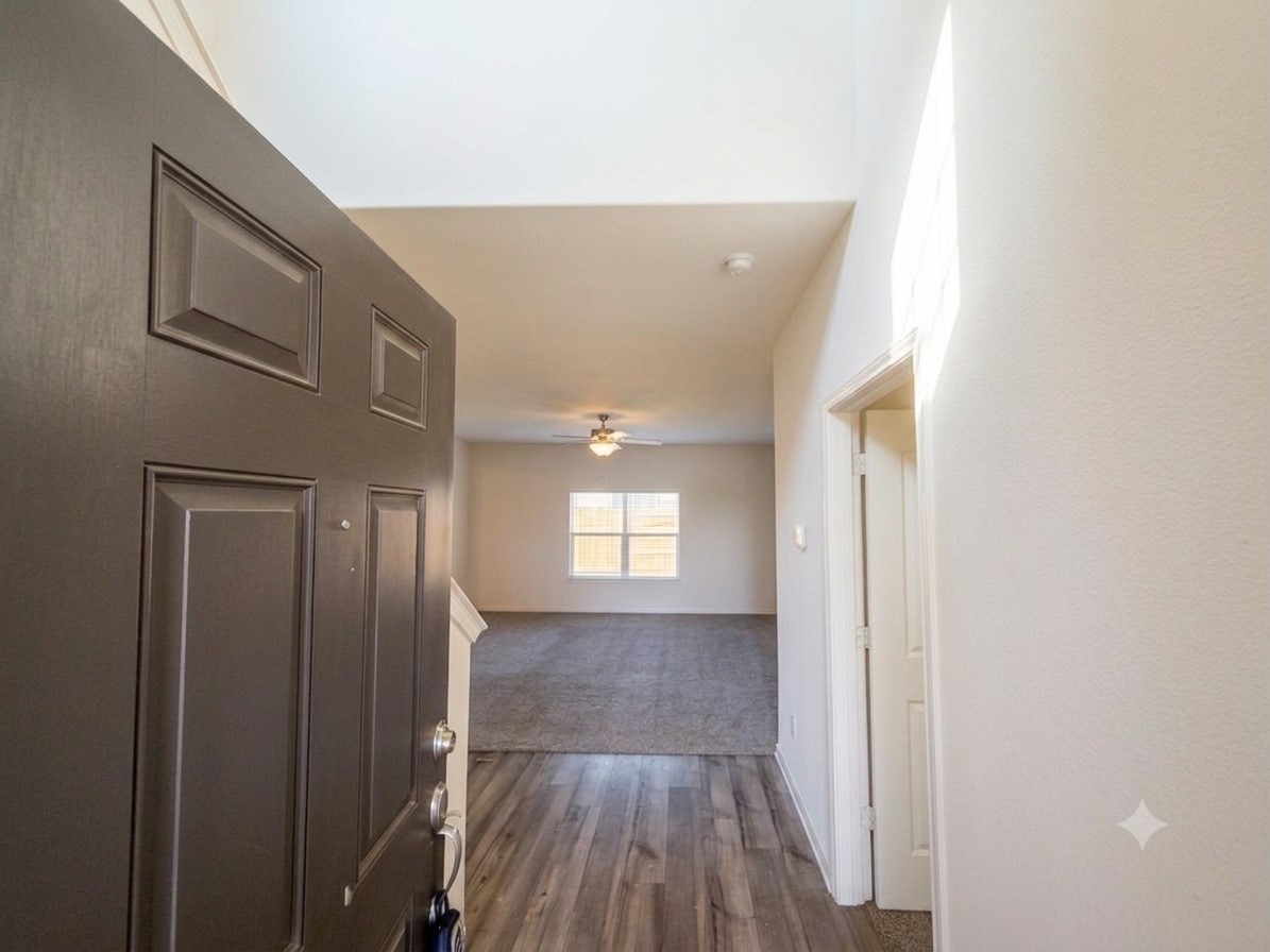 Residential Lease in Ponder 4