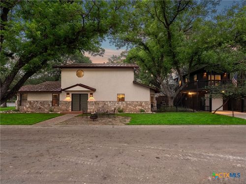 299 W Edgewater Ter, New Braunfels, TX, 78130-4933 | Card Image