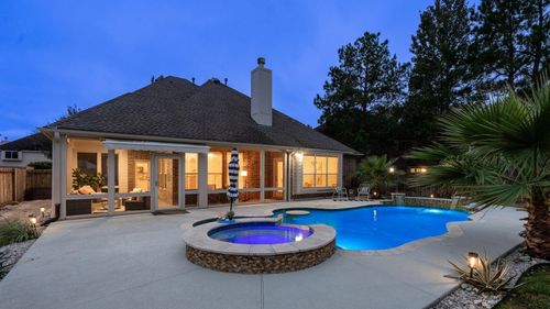 307 Arbor Ridge Ln, Conroe, TX, 77384-3724 | Card Image