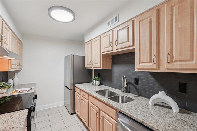 APT-301 - 1166 Booth Rd Sw, Condo with 2 bedrooms, 2 bathrooms and null parking in Marietta GA | Image 14