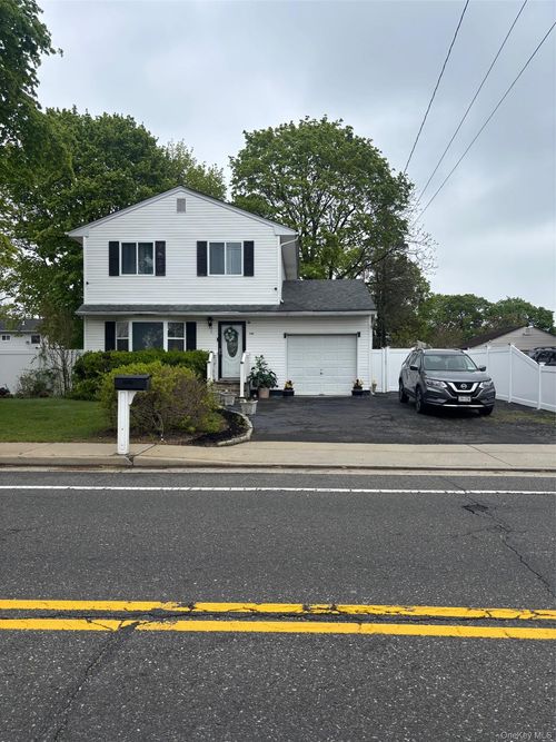 1169 Little East Neck Road, West Babylon, NY, 11704 | Card Image