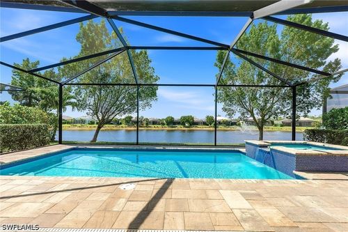 8957 Mustique Ln, NAPLES, FL, 34114-2811 | Card Image