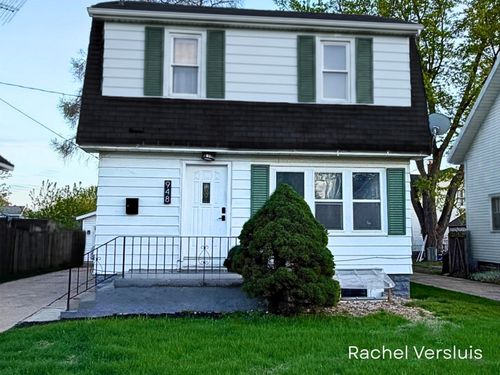 948 Richmond St, Grand Rapids, MI, 49504-3072 | Card Image