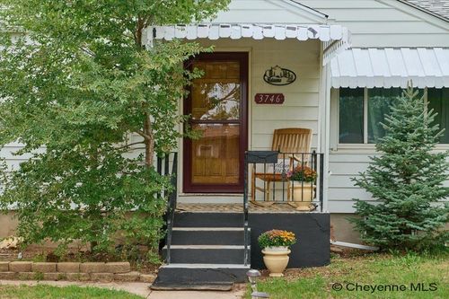 3746 Cribbon Ave, Cheyenne, WY, 82001-1053 | Card Image