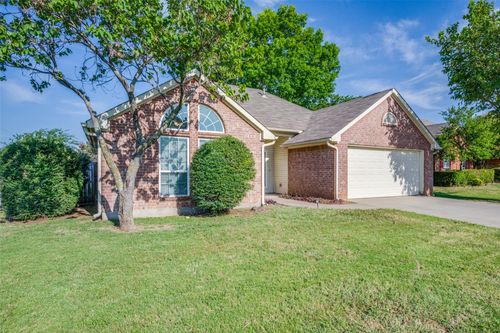 301 Mack Dr, Denton, TX, 76209-6313 | Card Image