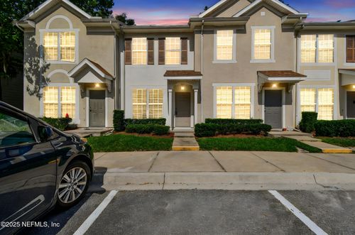 3542 Lone Tree Ln, JACKSONVILLE, FL, 32216-2240 | Card Image