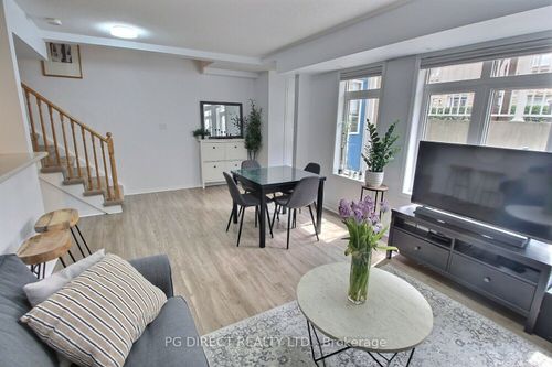 57-50 Turntable Cres, Toronto, ON, M6H4K9 | Card Image