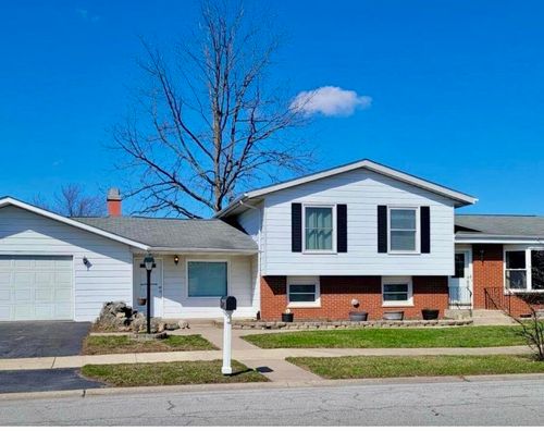 31 Monticello Dr, Dyer, IN, 46311 | Card Image