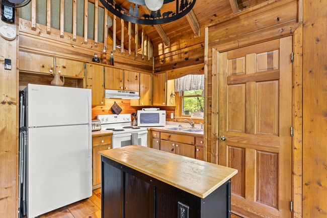 726 Cherry Log St, Home with 2 bedrooms, 1 bathrooms and null parking in Cherry Log GA | Image 17
