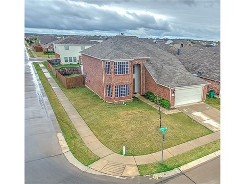 8801 Sierra Trl, Cross Roads, TX, 76227-2264 | Card Image