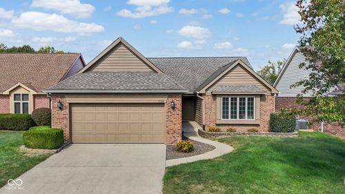 1128 Acadia Ct, Indianapolis, IN, 46217-3995 | Card Image