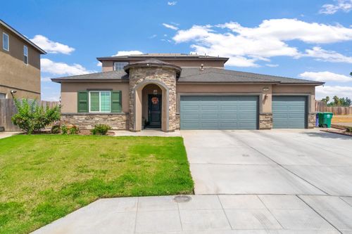 3449 Running Brook St, Madera, CA, 93637-8864 | Card Image