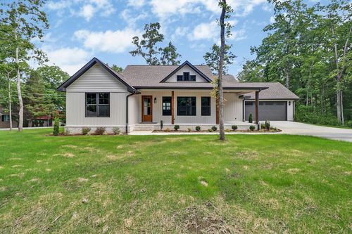 124 Markham Ln, Crossville, TN, 38558-2655 | Card Image