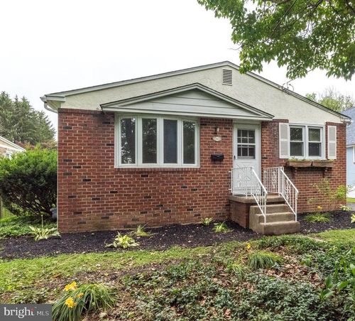 2245 Pleasant Ave, GLENSIDE, PA, 19038-5124 | Card Image