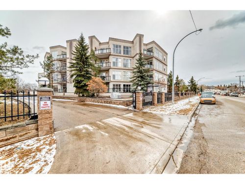 4823 104a St Nw, Edmonton, AB, T6H0R5 | Card Image