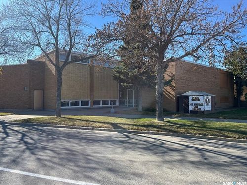 428 Souris Ave S, Estevan, SK, S4A0W2 | Card Image
