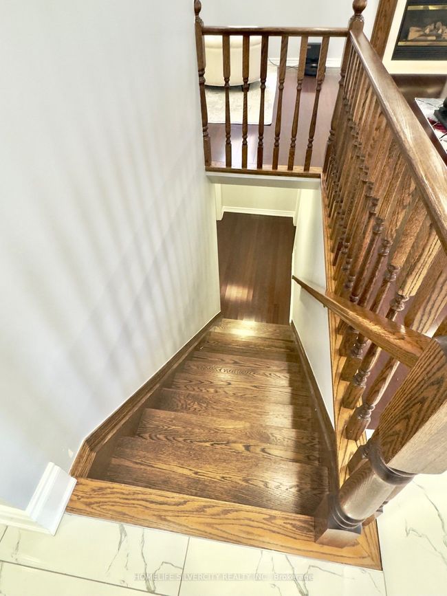 12 Larkdale Terr, Condo with 2 bedrooms, 3 bathrooms and 1 parking in Brampton ON | Image 15