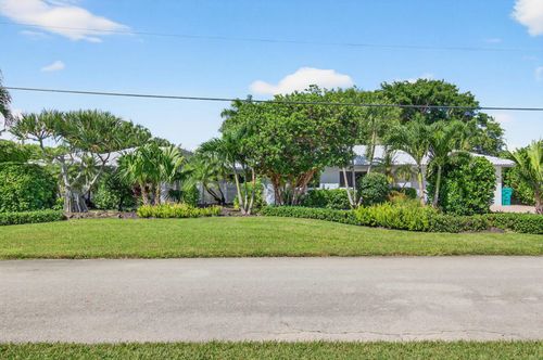 3535 S Lake Dr, Boynton Beach, FL, 33435-8537 | Card Image