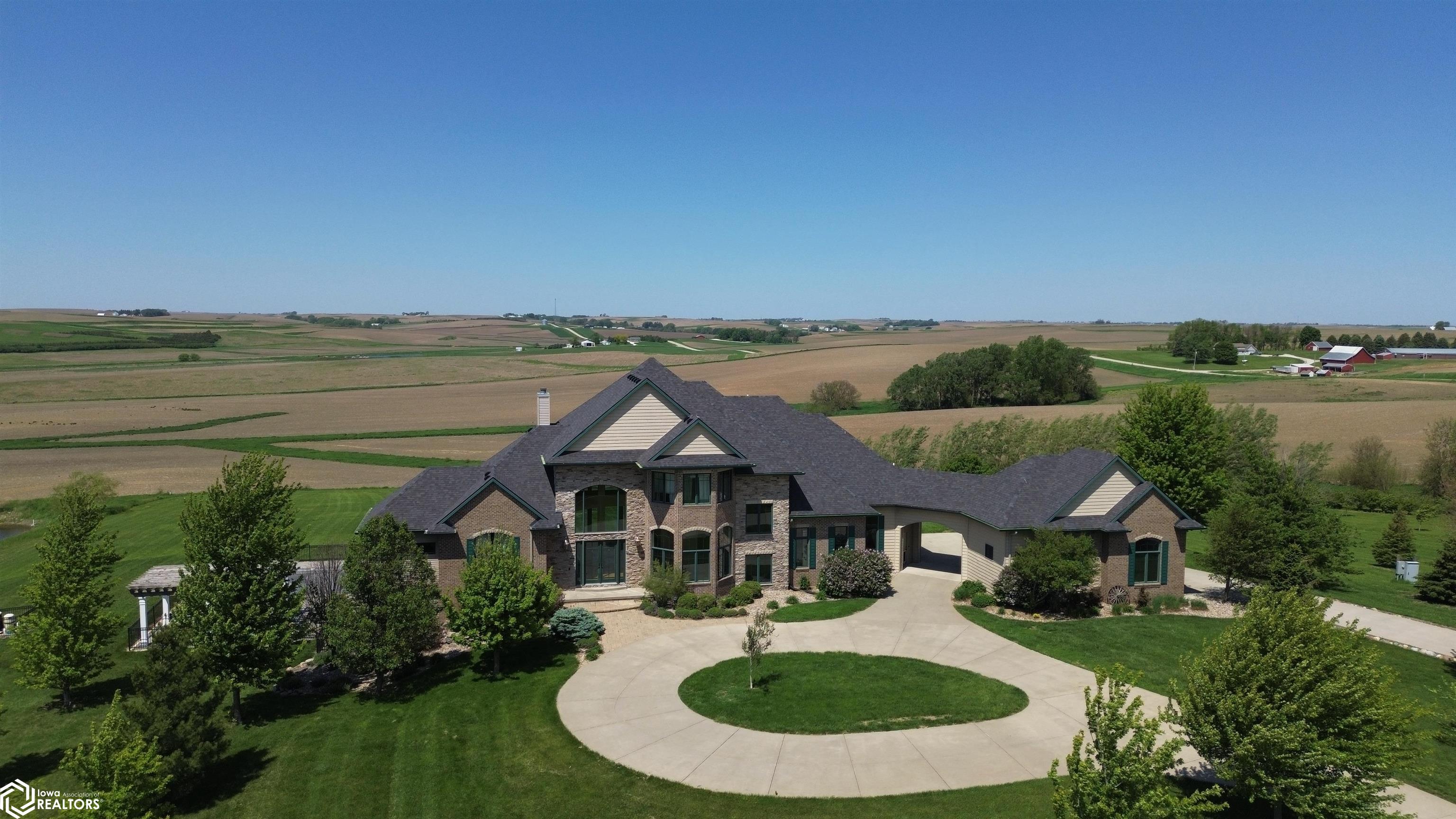 Olympic Ave, Carroll, IA 51401