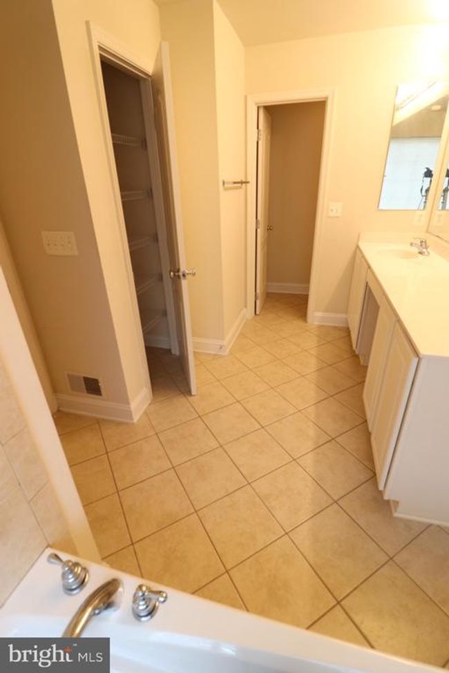 7200 Phelps Hill Ct, Townhouse with 4 bedrooms, 4 bathrooms and null parking in DERWOOD MD | Image 29