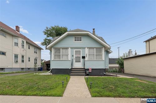 285-287 Madison Avenue, Paterson, NJ, 07524 | Card Image