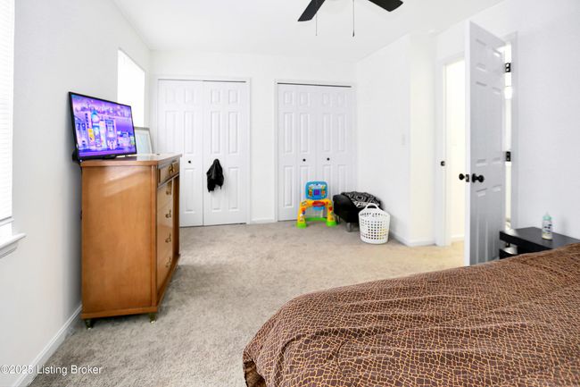 6904 Holly Lake Dr, Townhouse with 2 bedrooms, 1 bathrooms and null parking in Louisville KY | Image 13