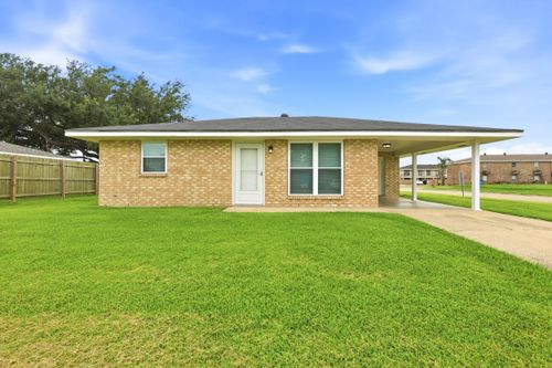 71 Kirkglen Loop, Houma, LA, 70363-3818 | Card Image