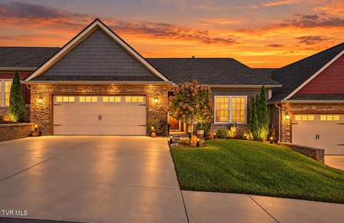 207 Hacker Martin Dr, Gray, TN, 37615-4812 | Card Image