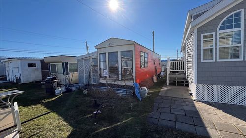 836 Matunuck Beach Rd, South Kingstown, RI, 02879-7084 | Card Image