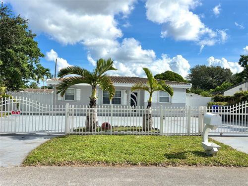 6231 Mayo St, Hollywood, FL, 33023-2248 | Card Image
