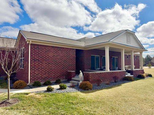 49127 Diane Ct Court, Macomb Township, MI, 48042 | Card Image