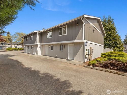 4617 80th St Ne, Marysville, WA, 98270-3475 | Card Image