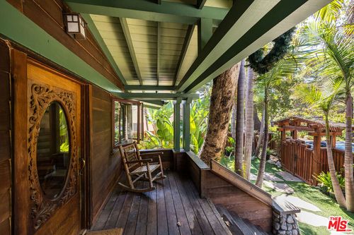 454 E Rustic Rd, Santa Monica, CA, 90402-1114 | Card Image