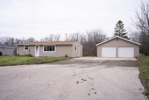 10240 Root River Drive, CALEDONIA, WI, 53108 | Card Image