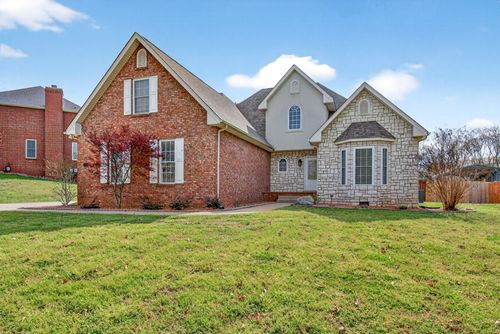 638 Potomac Dr, Clarksville, TN, 37043-5672 | Card Image