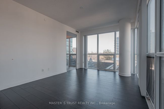217 - 5168 Yonge St, Condo with 2 bedrooms, 2 bathrooms and 1 parking in North York ON | Image 12