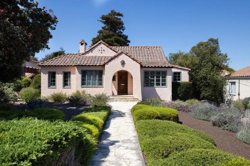 938 Lighthouse Avenue, Pacific Grove, CA, 93950 | Card Image
