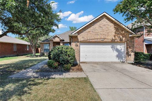 2409 Spruce Ct, Little Elm, TX, 75068-6931 | Card Image