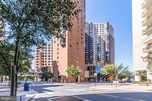 apt-2222-900 N Stafford St, ARLINGTON, VA, 22203-4137 | Card Image