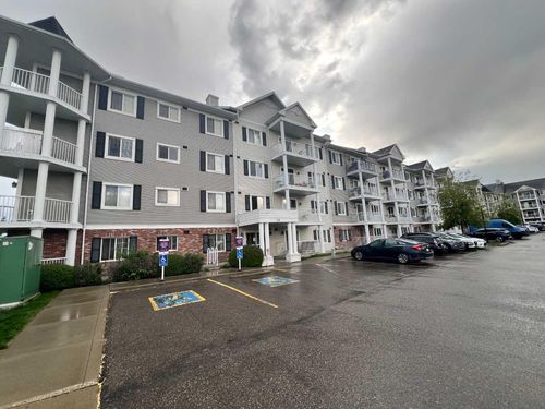 4108-31 Country Village Manor Ne, Calgary, AB, T3K0T3 | Card Image